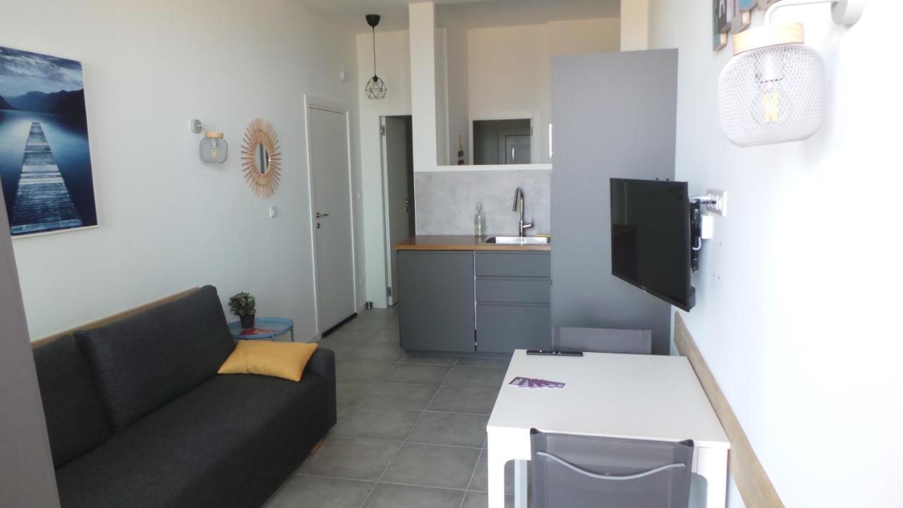 Appartements Modernes Vue Mer A Cap Esterel Saint-Raphael  Ngoại thất bức ảnh